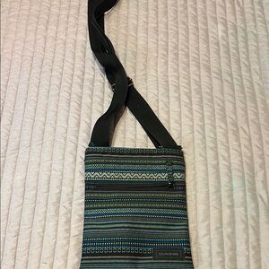 Dakine Patterned Shoulder Bag